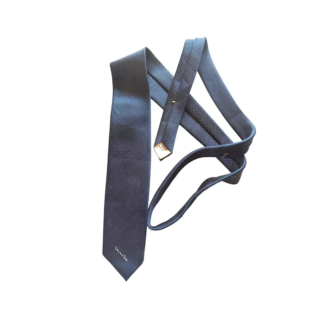 Oscar de la Renta Polka Dot Vintage Blue Necktie Silk Blend One Size